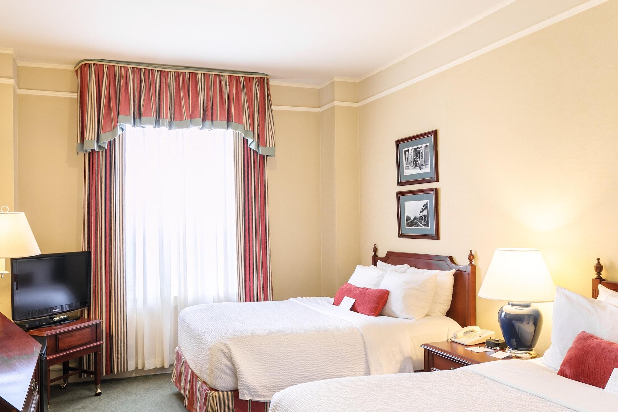 ร็อดด์ ชาร์ลอตทาวน์ Hotel ชาร์ลอตต์ทาวน์ ภายนอก รูปภาพ